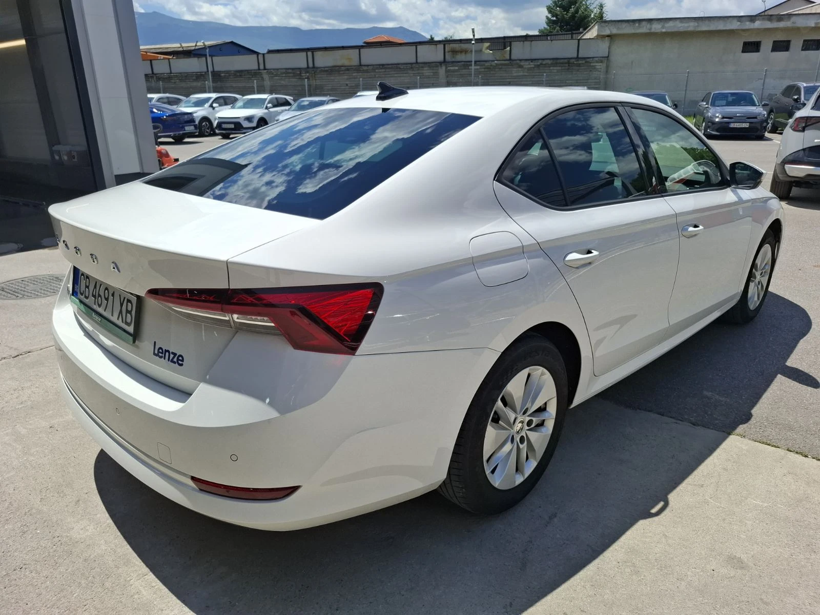 Skoda Octavia 2.0 tdi Business Гаранция, снимка 4 - Автомобили и джипове - 54960119