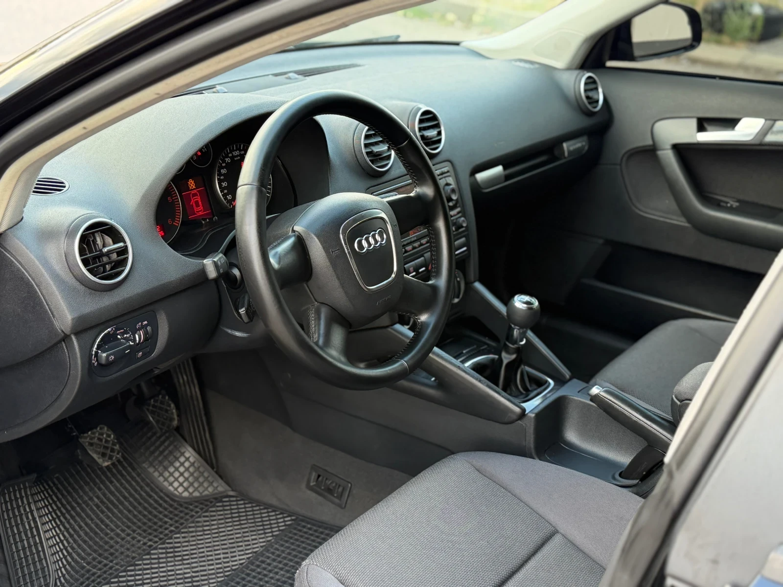 Audi A3 2.0* TDI* QUATTRO* , снимка 10 - Автомобили и джипове - 55193887