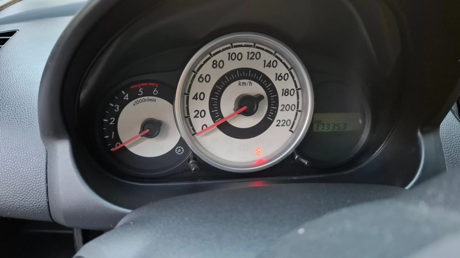 Mazda 2, снимка 6 - Автомобили и джипове - 55486912