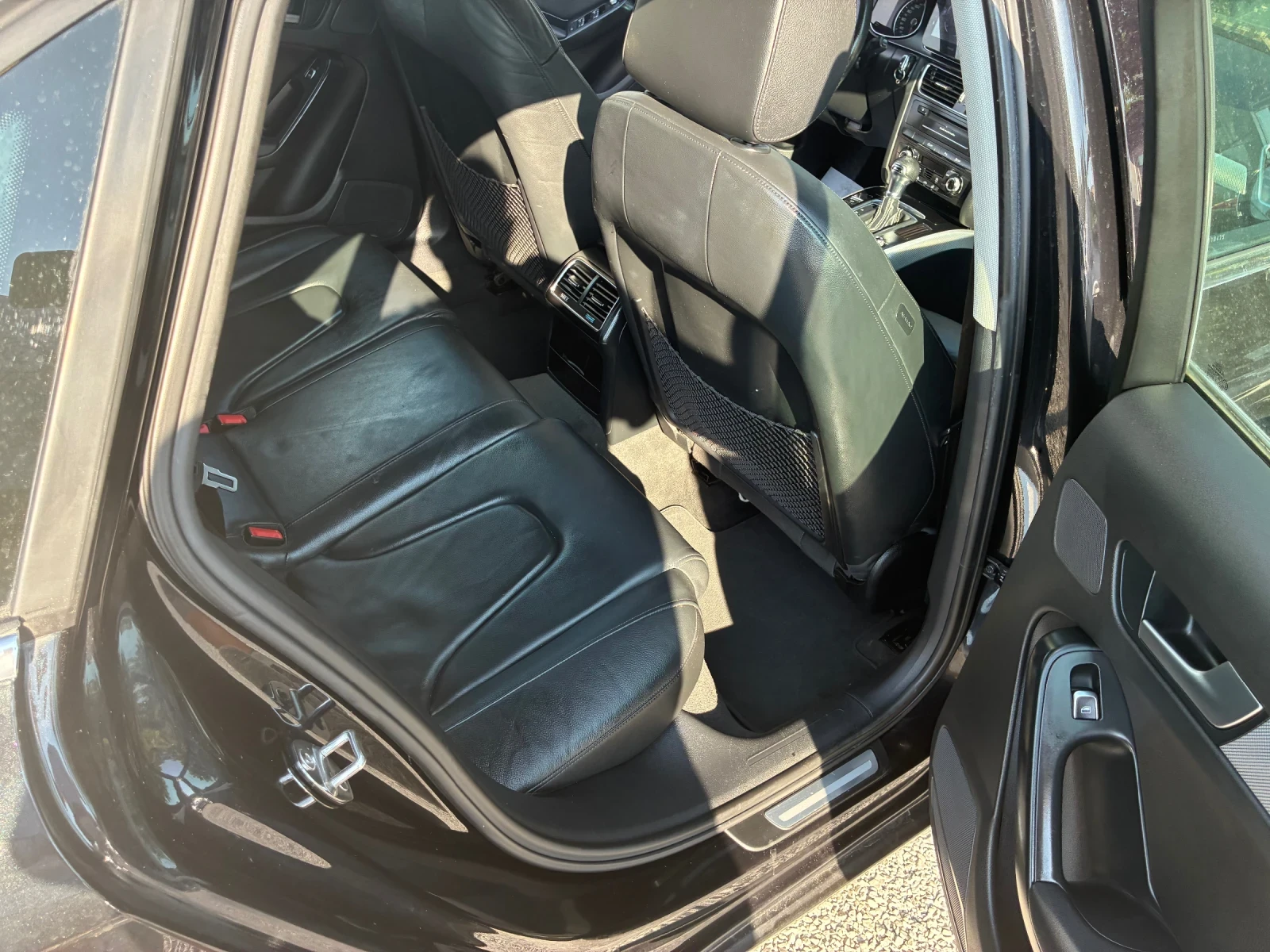 Audi A4 2.0TDI S TRONIK, снимка 12 - Автомобили и джипове - 55619397