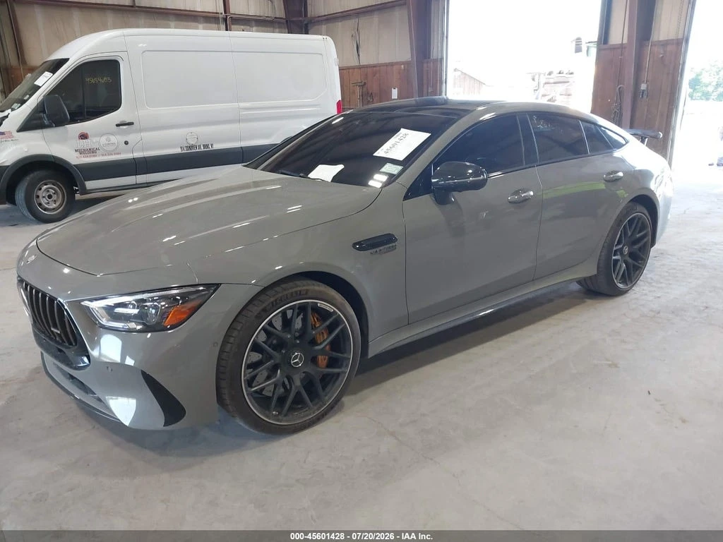 Mercedes-Benz GT * S E PERFORMANCE * CARFAX * ОПЦИЯ ЗА ФИНАНСИРАНЕ , снимка 2 - Автомобили и джипове - 55800924