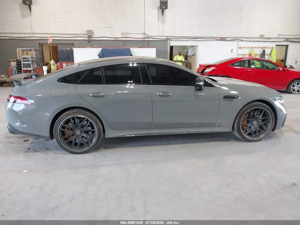 Mercedes-Benz GT * S E PERFORMANCE * CARFAX * ОПЦИЯ ЗА ФИНАНСИРАНЕ , снимка 13 - Автомобили и джипове - 55800924