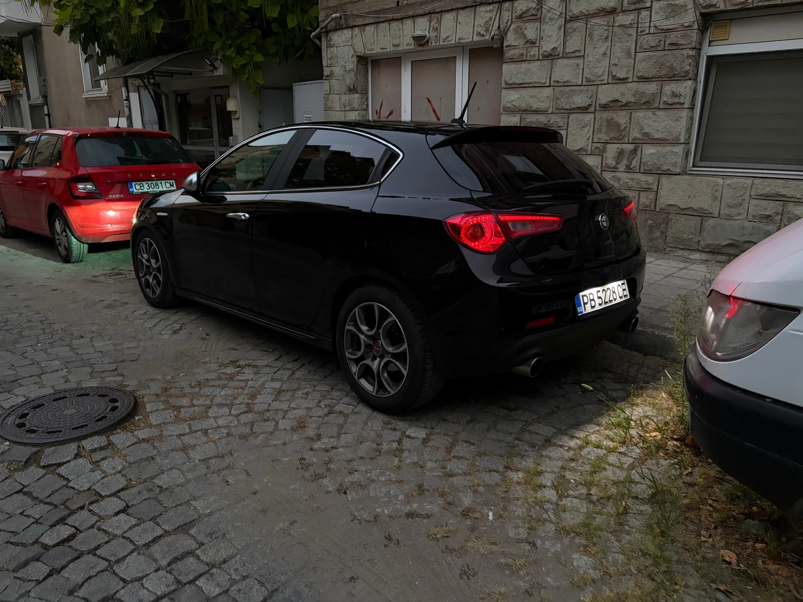 Alfa Romeo Giulietta 1.4t 170hp QV визия, снимка 2 - Автомобили и джипове - 55831240
