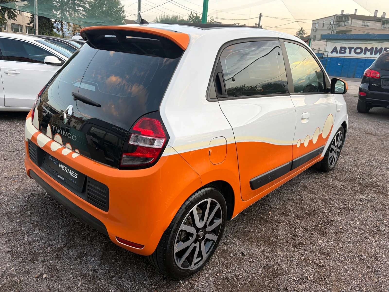 Renault Twingo 98000km, снимка 4 - Автомобили и джипове - 55893983