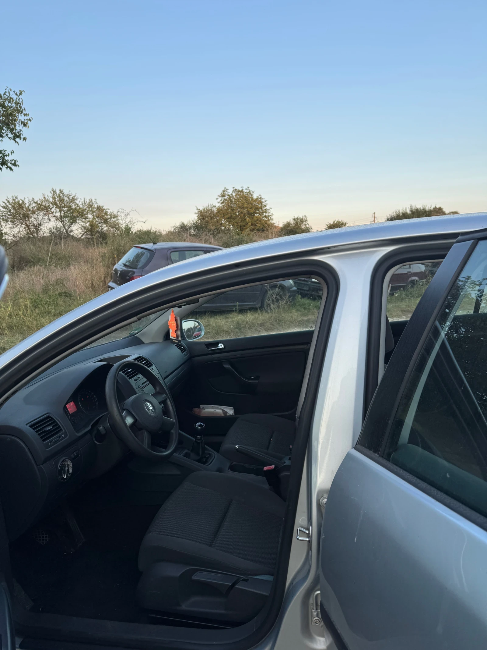 VW Golf, снимка 6 - Автомобили и джипове - 56183108