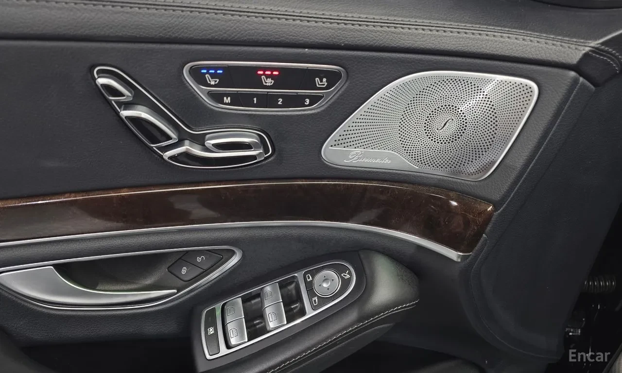 Mercedes-Benz S 560 4MATIC, снимка 12 - Автомобили и джипове - 56211889