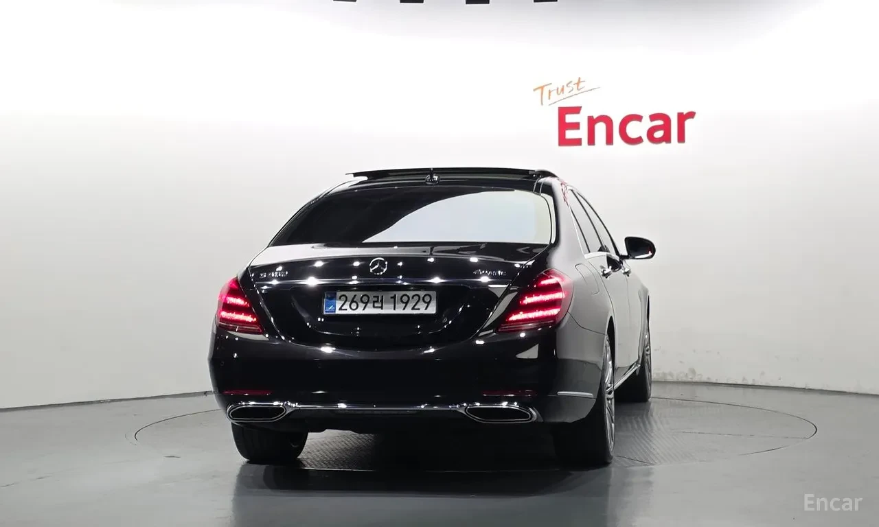 Mercedes-Benz S 560 4MATIC, снимка 4 - Автомобили и джипове - 56211889