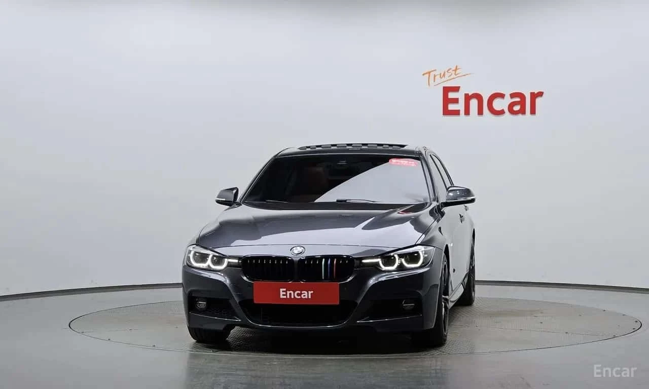 BMW 330 M Sport Shadow/ФИНАНСИРАНЕ, снимка 3 - Автомобили и джипове - 56332134