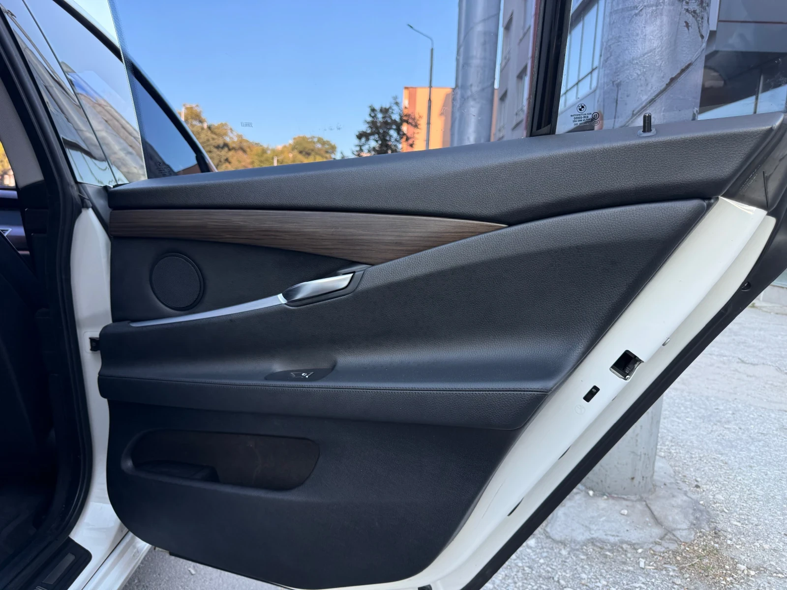 BMW 5 Gran Turismo 3.0xDrive* BiXenon* ��������* ���� | Mobile.bg � ����������� 11