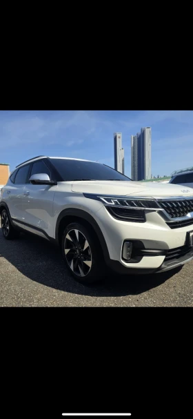 Kia Seltos signature 4х4, снимка 1