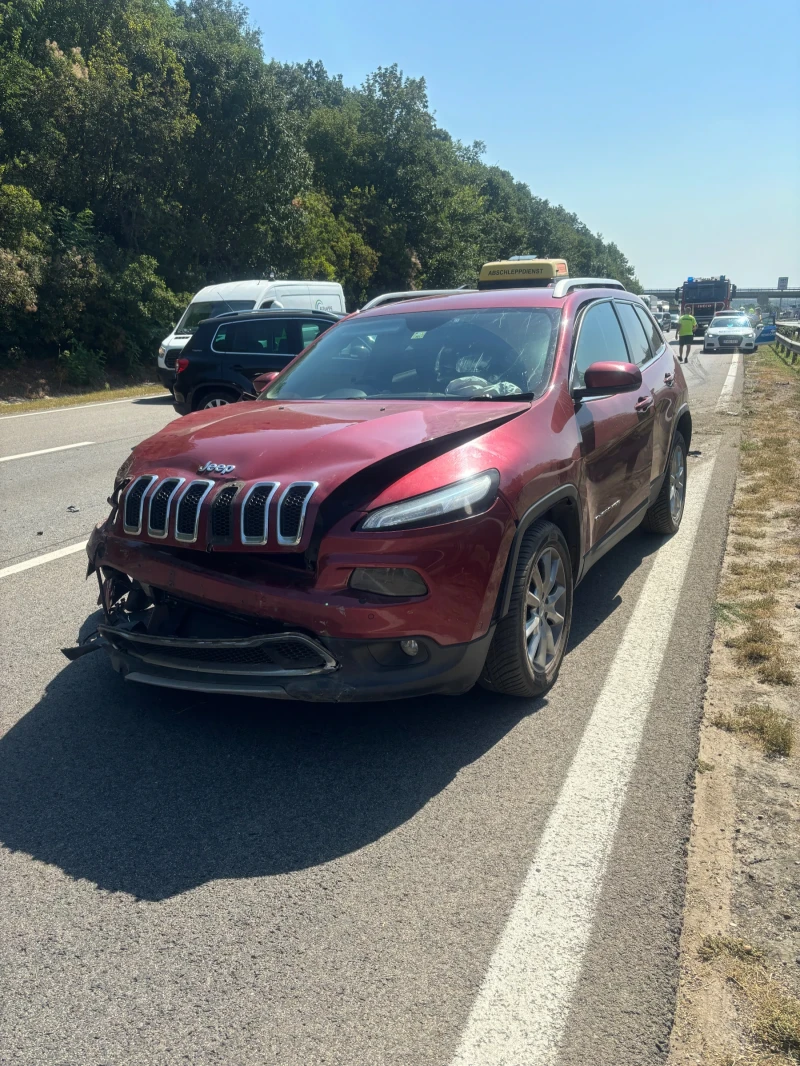 Jeep Cherokee Kl, снимка 4 - Автомобили и джипове - 47324341