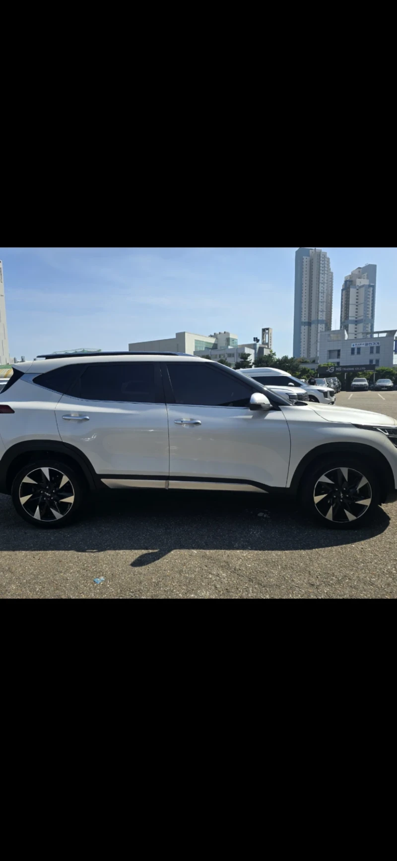 Kia Seltos signature 4х4, снимка 4 - Автомобили и джипове - 52191589