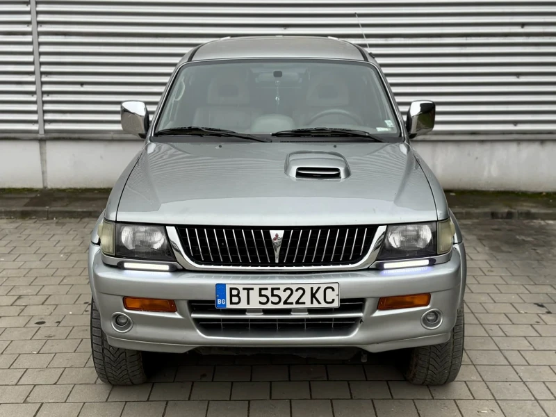 Mitsubishi Pajero sport, снимка 4 - Автомобили и джипове - 52898676