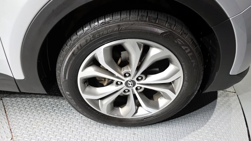 Hyundai Santa fe 2.0 CRDI / АВТОМАТИК / СЕРВИЗНА ИСТОРИЯ !!!, снимка 5 - Автомобили и джипове - 53455452