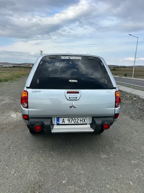 Mitsubishi L200, снимка 7 - Автомобили и джипове - 47441107