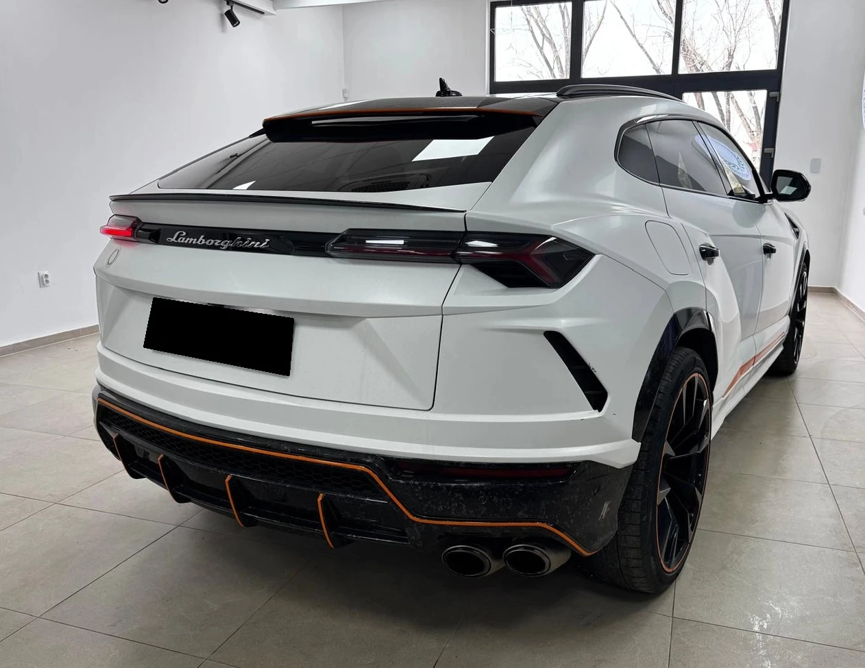 Lamborghini Urus Gucci Edition  - изображение 2