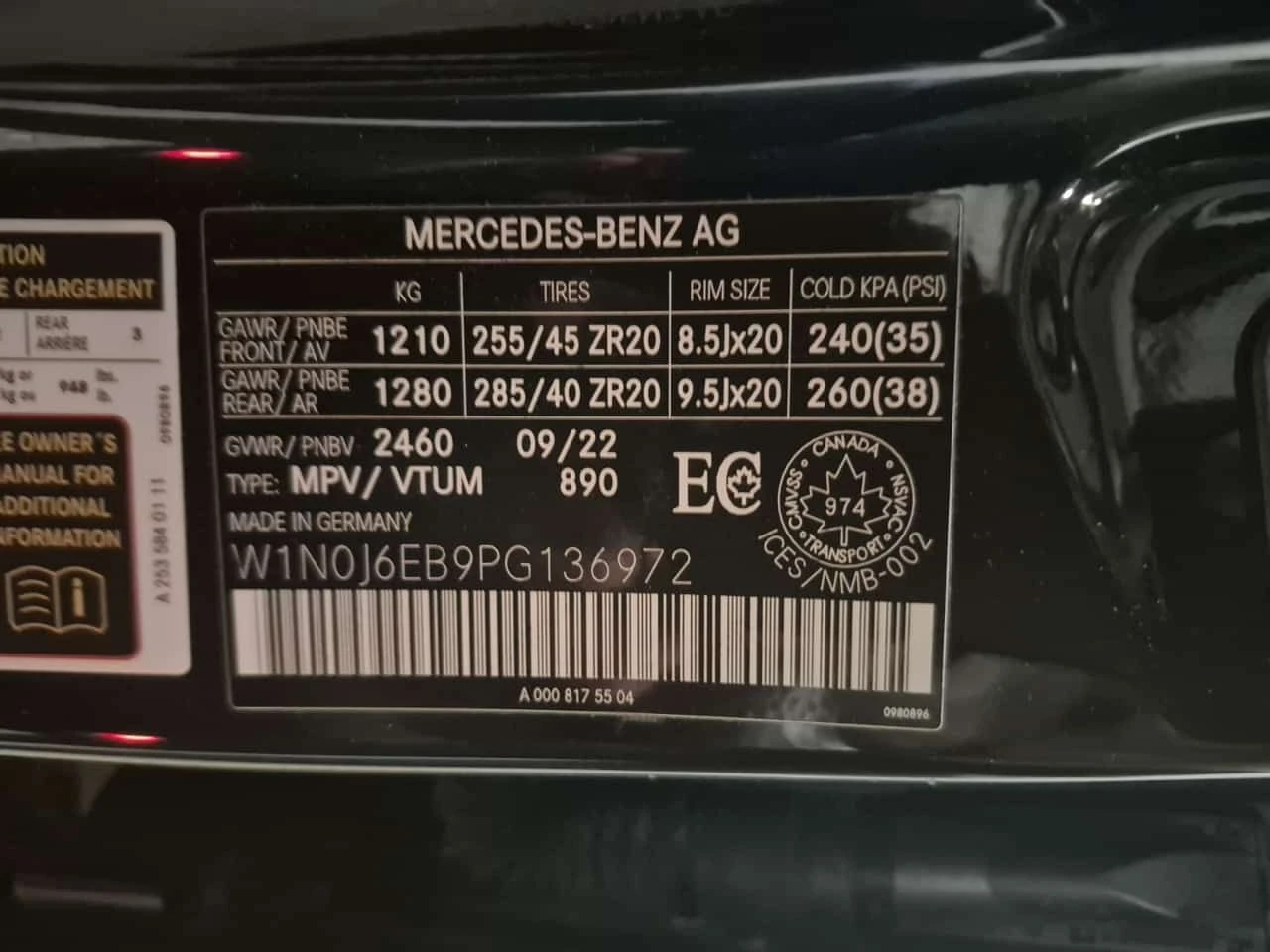Mercedes-Benz GLE 43 AMG  | DISTRONIC | AMBIENT | PANO | MEMORY | , снимка 16 - Автомобили и джипове - 54137671