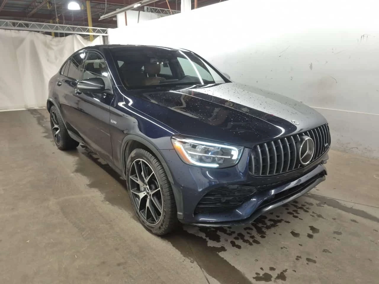 Mercedes-Benz GLE 43 AMG  | DISTRONIC | AMBIENT | PANO | MEMORY | , снимка 2 - Автомобили и джипове - 54137671