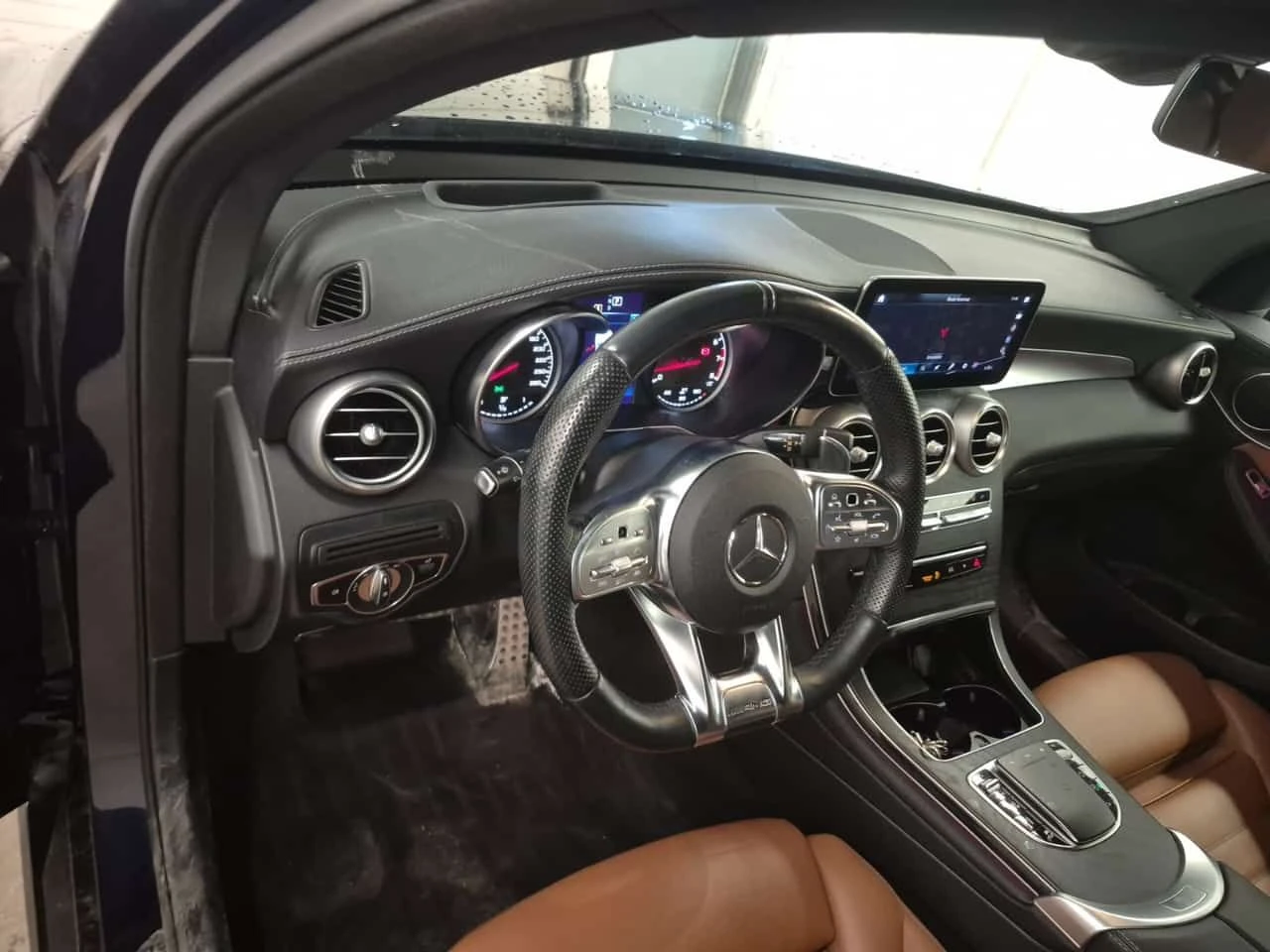 Mercedes-Benz GLE 43 AMG  | DISTRONIC | AMBIENT | PANO | MEMORY | , снимка 10 - Автомобили и джипове - 54137671