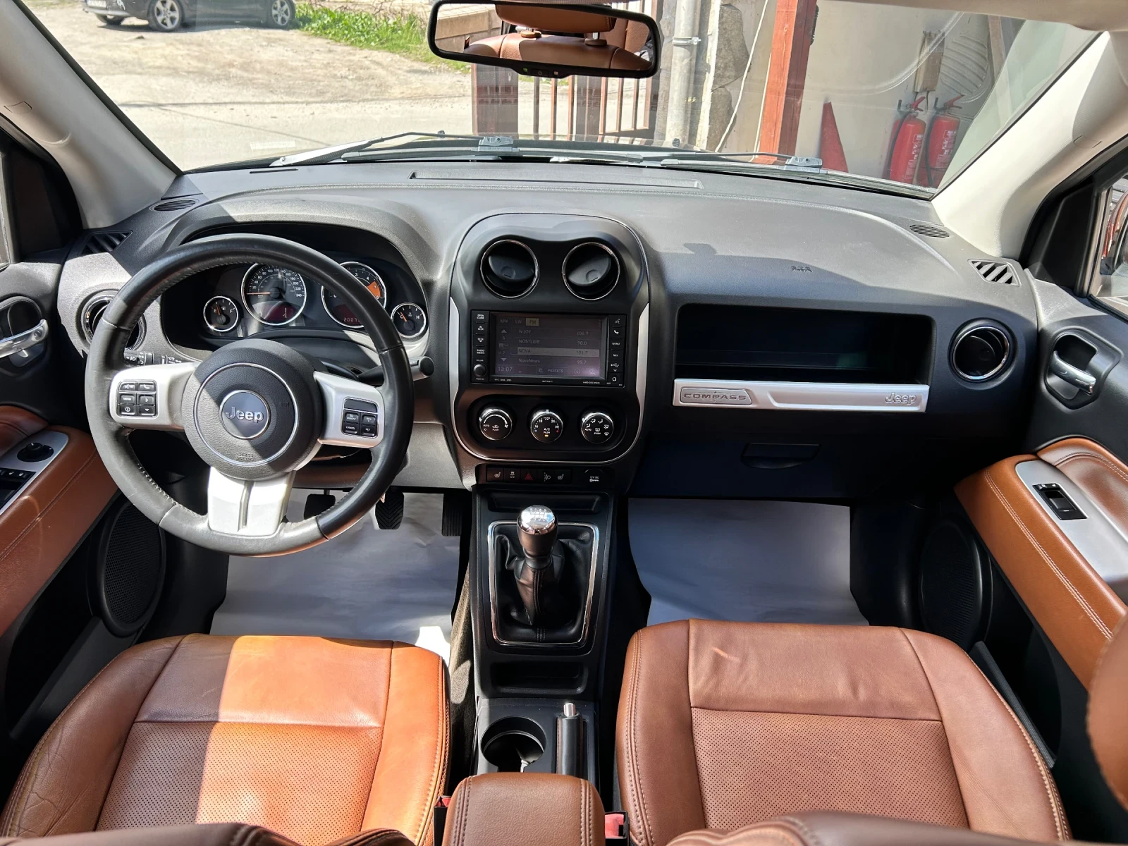 Jeep Compass 2.2CRD LIMITED 4WD, снимка 8 - Автомобили и джипове - 54148453