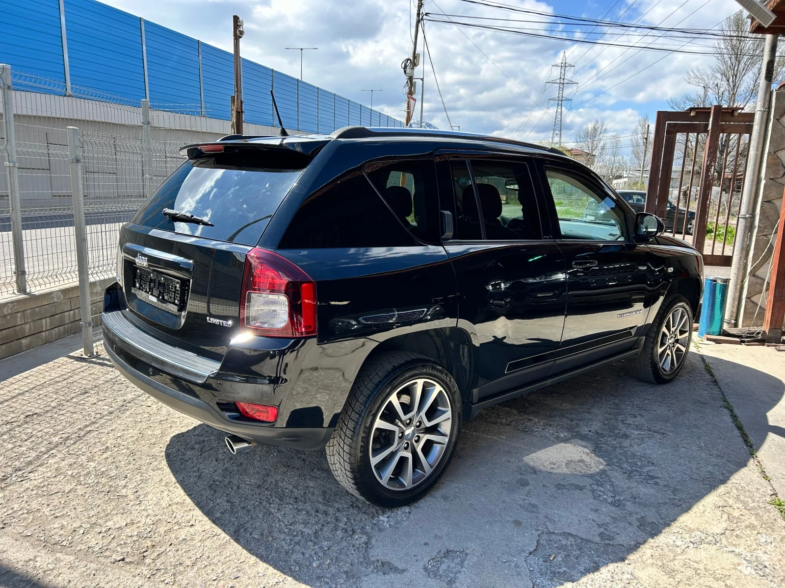 Jeep Compass 2.2CRD LIMITED 4WD, снимка 4 - Автомобили и джипове - 54148453