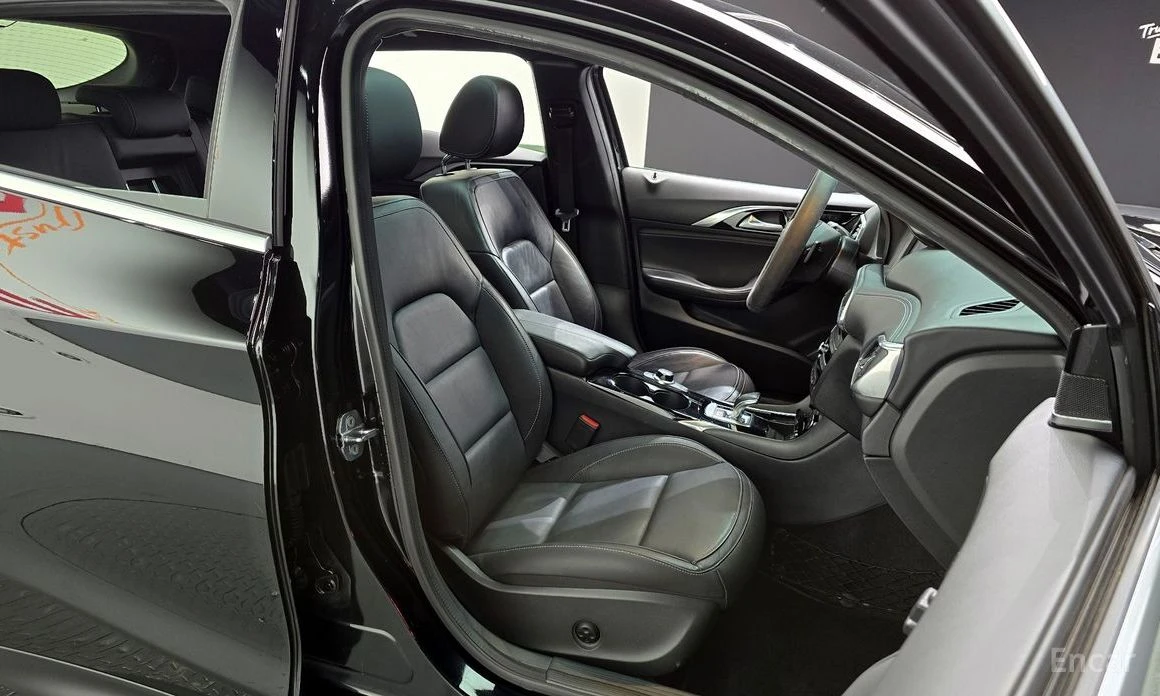 Infiniti QX30 2.0* AWD* ESSENSIAL* �������* ������* ������*  | Mobile.bg � ����������� 13