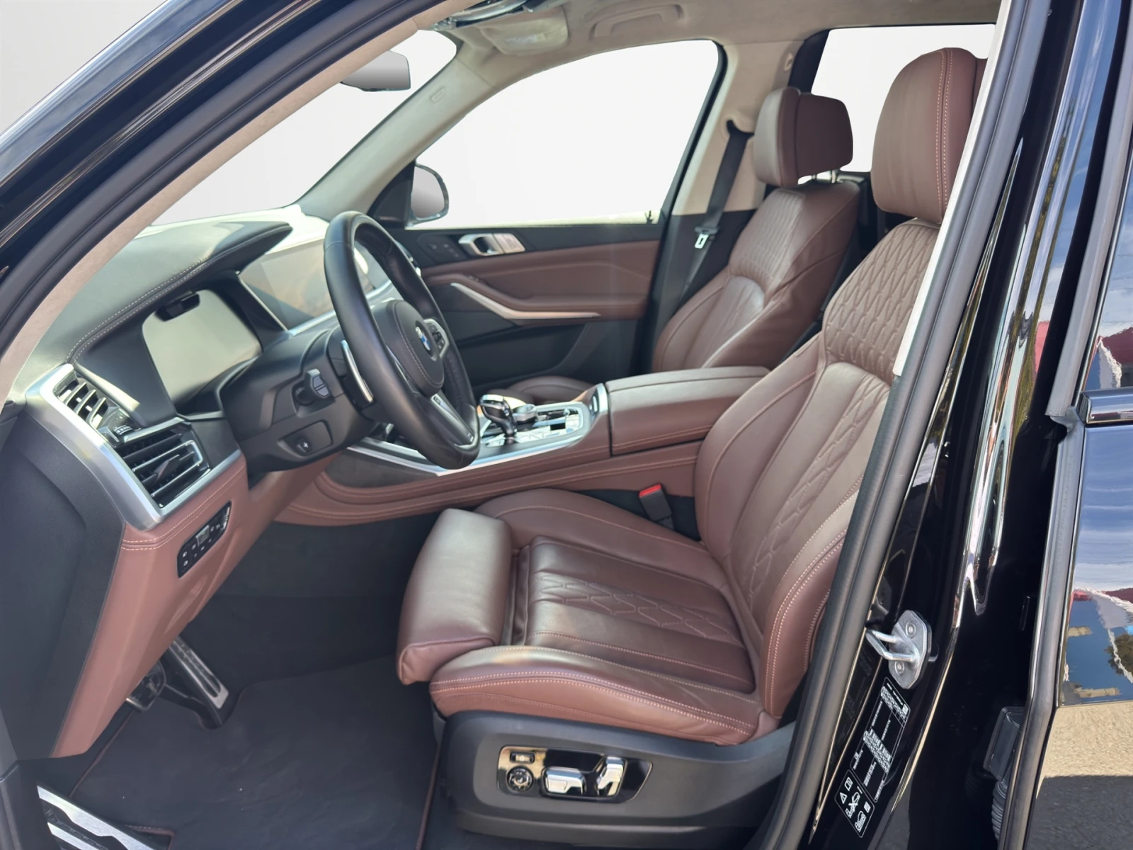 BMW X7 M50i, снимка 6 - Автомобили и джипове - 54366914