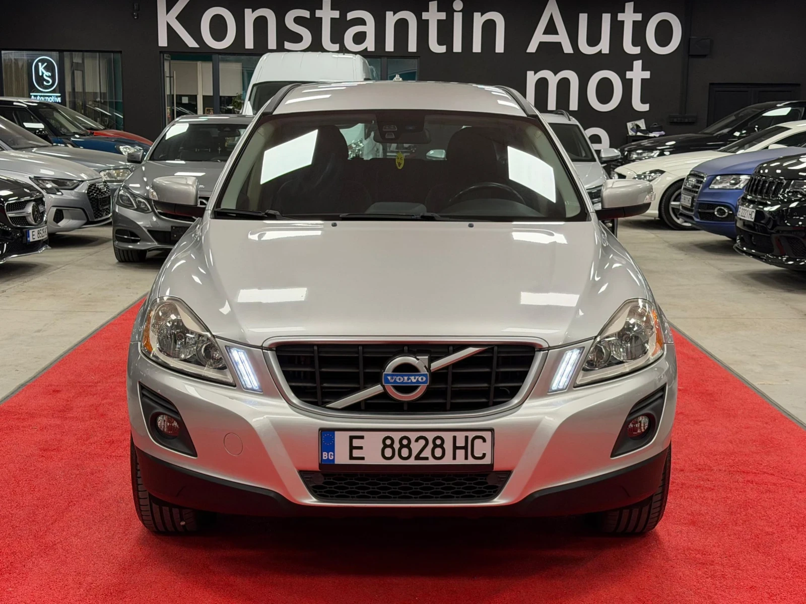 Volvo XC60 D5 | 2.4d 175кс | Автоматик | AWD, снимка 2 - Автомобили и джипове - 54724704