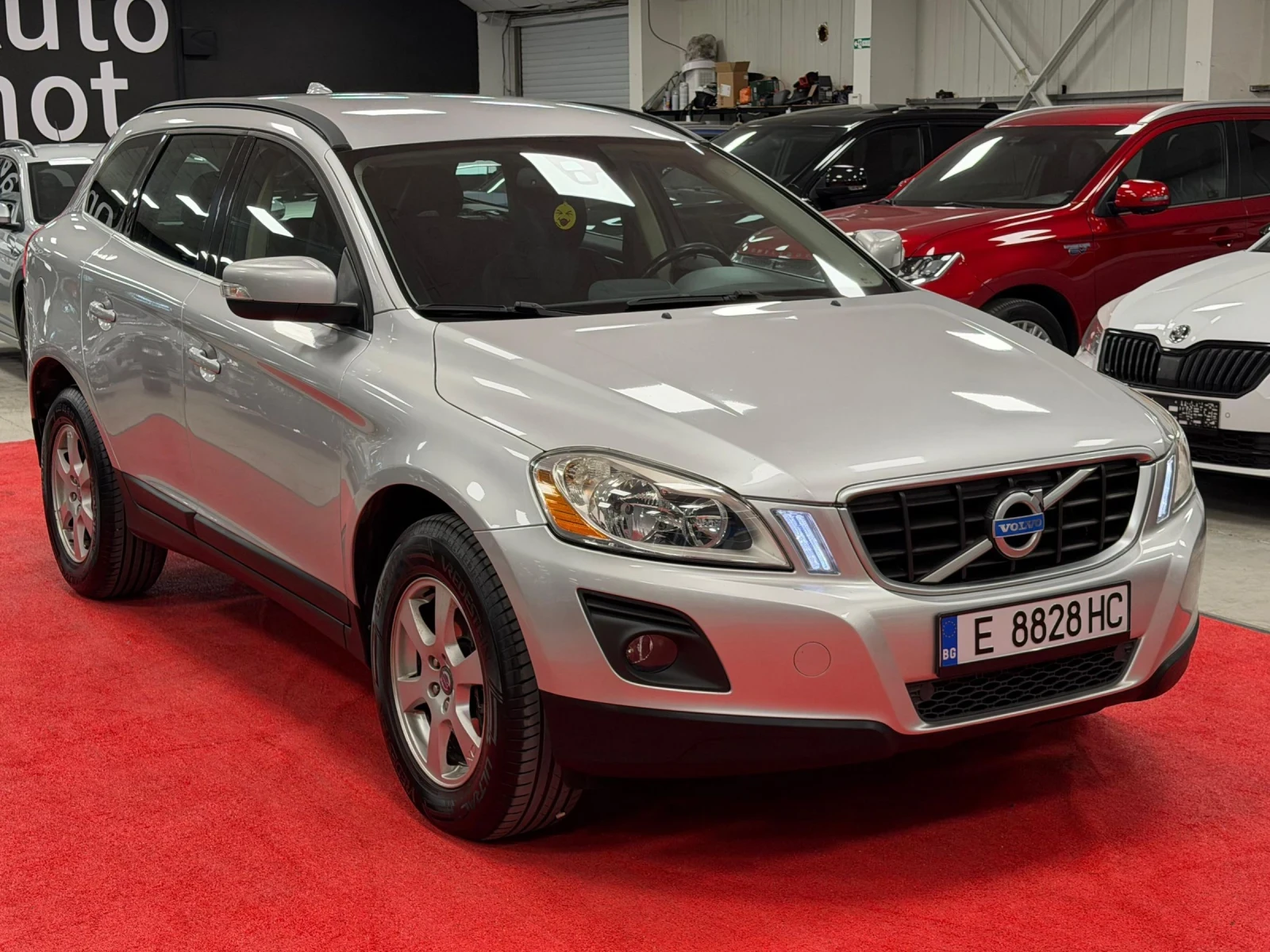 Volvo XC60 D5 | 2.4d 175кс | Автоматик | AWD