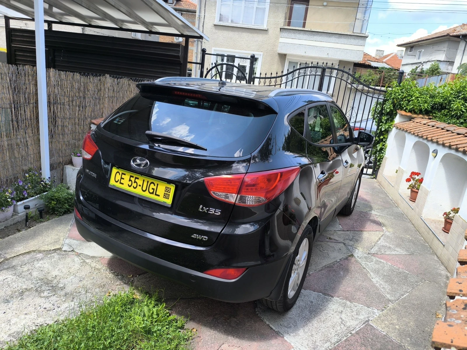 Hyundai IX35 2.0бензин 4/4, снимка 5 - Автомобили и джипове - 54793941