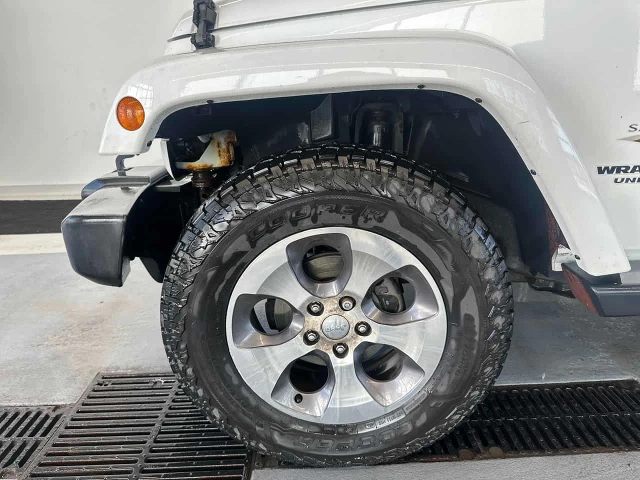 Jeep Wrangler * Sahara * АВТОКРЕДИТ БЕЗ ПЪРВОНАЧАЛНА ВНОСКА* , снимка 7 - Автомобили и джипове - 55242013