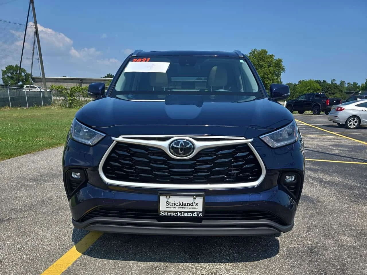Toyota Highlander  XLE / АВТОКРЕДИТ / БЕЗ ПЪРВОНАЧАЛНА ВНОСКА, снимка 2 - Автомобили и джипове - 55583743