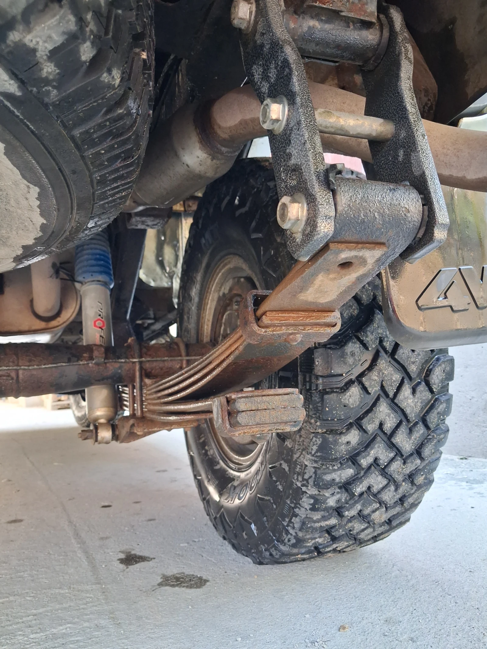 Mitsubishi L200, снимка 9 - Автомобили и джипове - 55866508