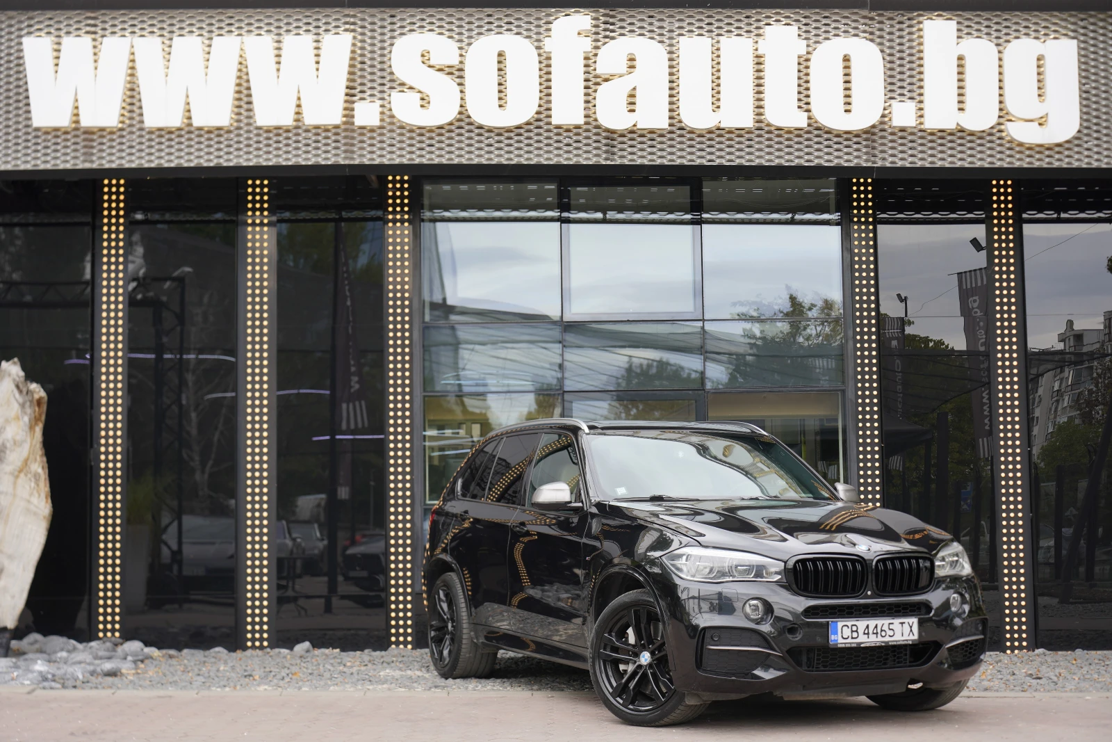 BMW X5 M50d xDrive АВТОМОБИЛА ИМА ДРЕБНИ ЗАБЕЛЕЖКИ, снимка 3 - Автомобили и джипове - 56222098