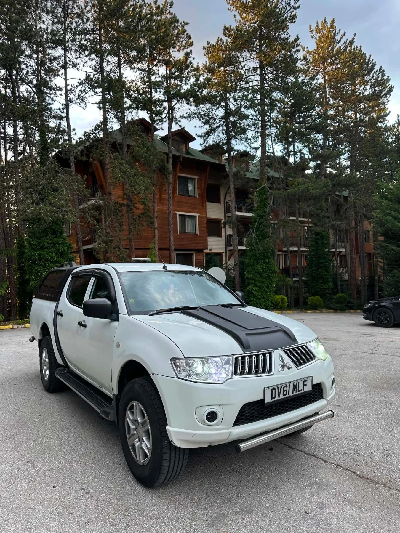 Mitsubishi L200 Перфектен 