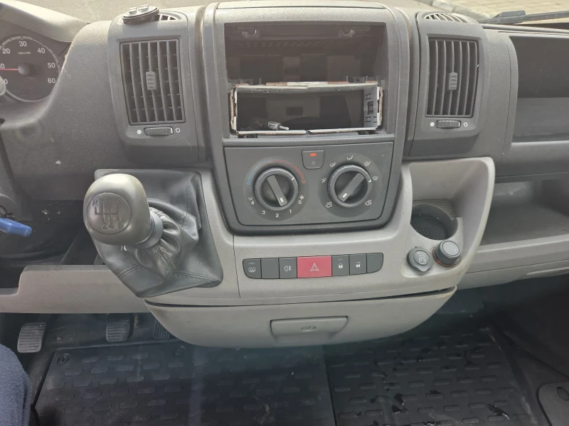 Citroen Jumper 2.2 6СКОРОСТИ* КЛИМА, снимка 11 - Бусове и автобуси - 52492917