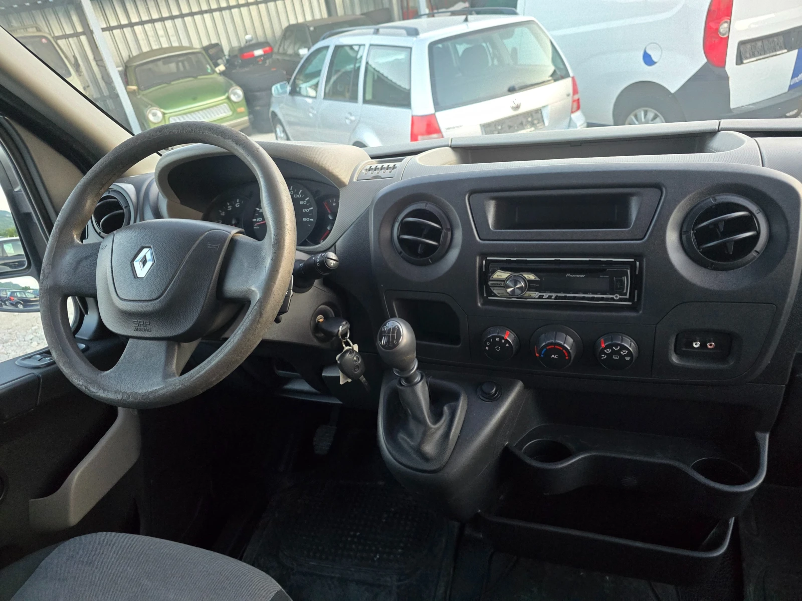 Renault Master 2, 3 DCI КЛИМАТИК ! - изображение 10