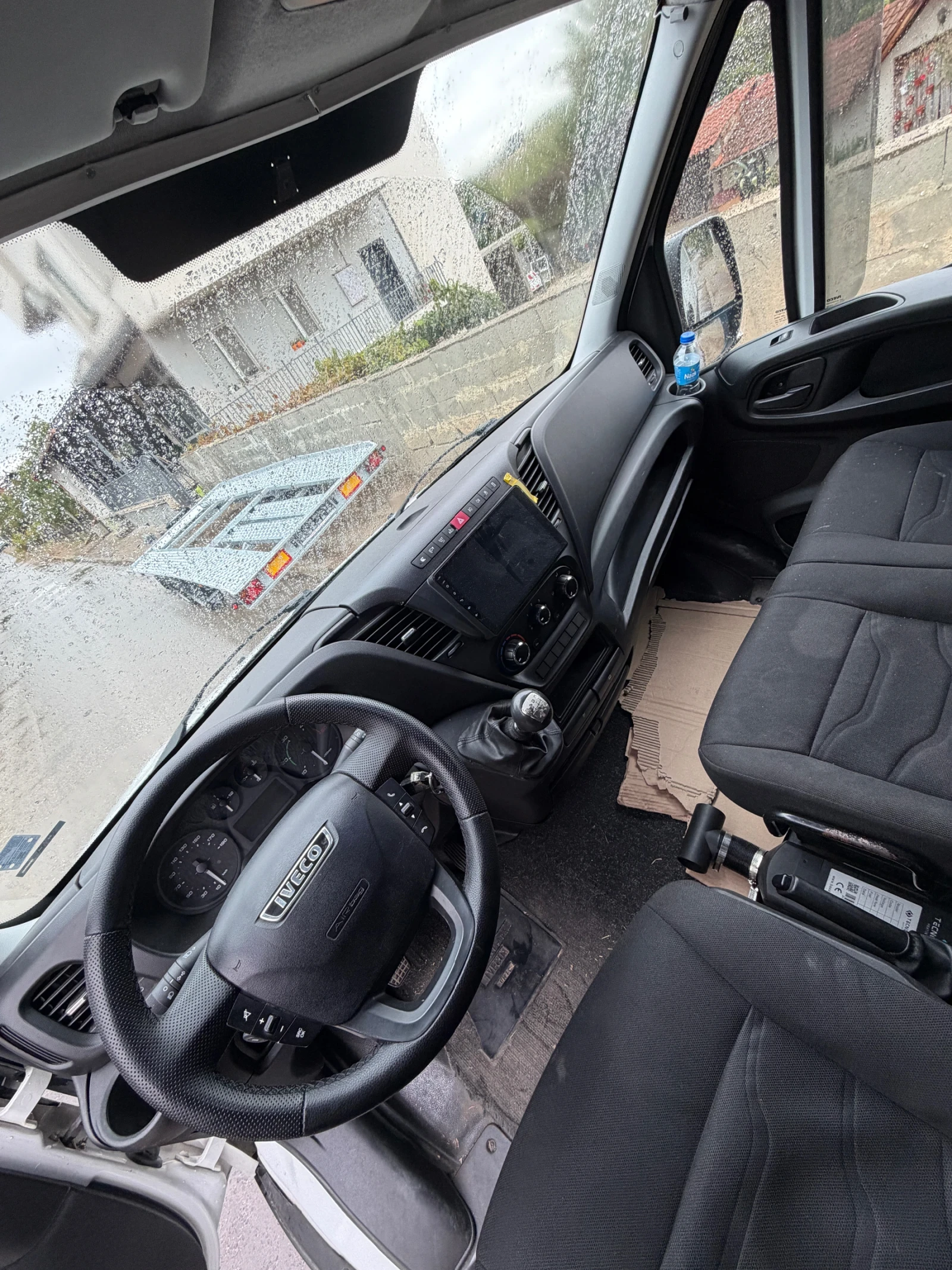 Iveco Daily, снимка 4 - Бусове и автобуси - 56248699