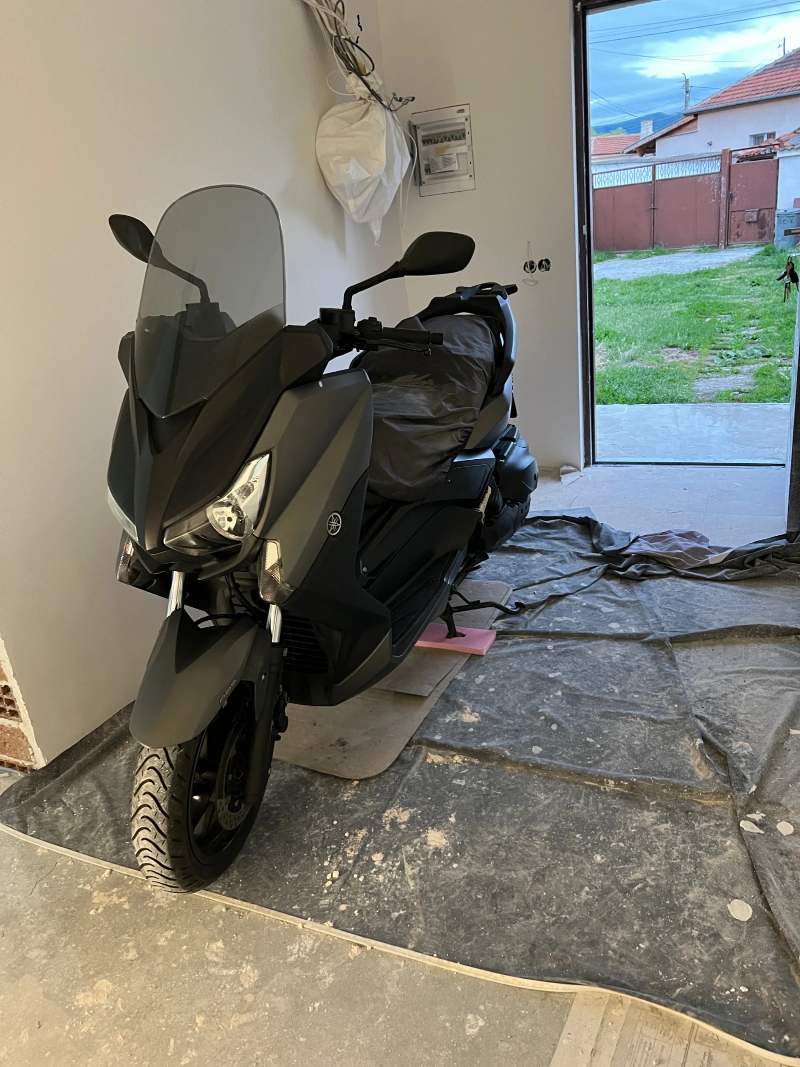 Yamaha X-max 400i ABS Куфар - изображение 5