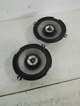 Тонколона Киа Каренс задна (лява и дясна)