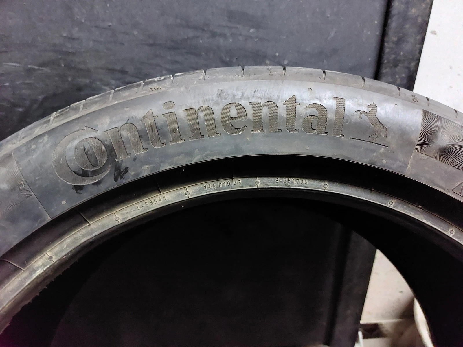 ���� 235/45R19 | Mobile.bg � ����������� 4