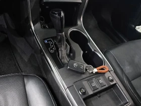 Toyota Camry Hybrid Le, снимка 9