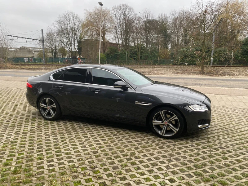 Jaguar Xf 2.0 D, снимка 3 - Автомобили и джипове - 45124973