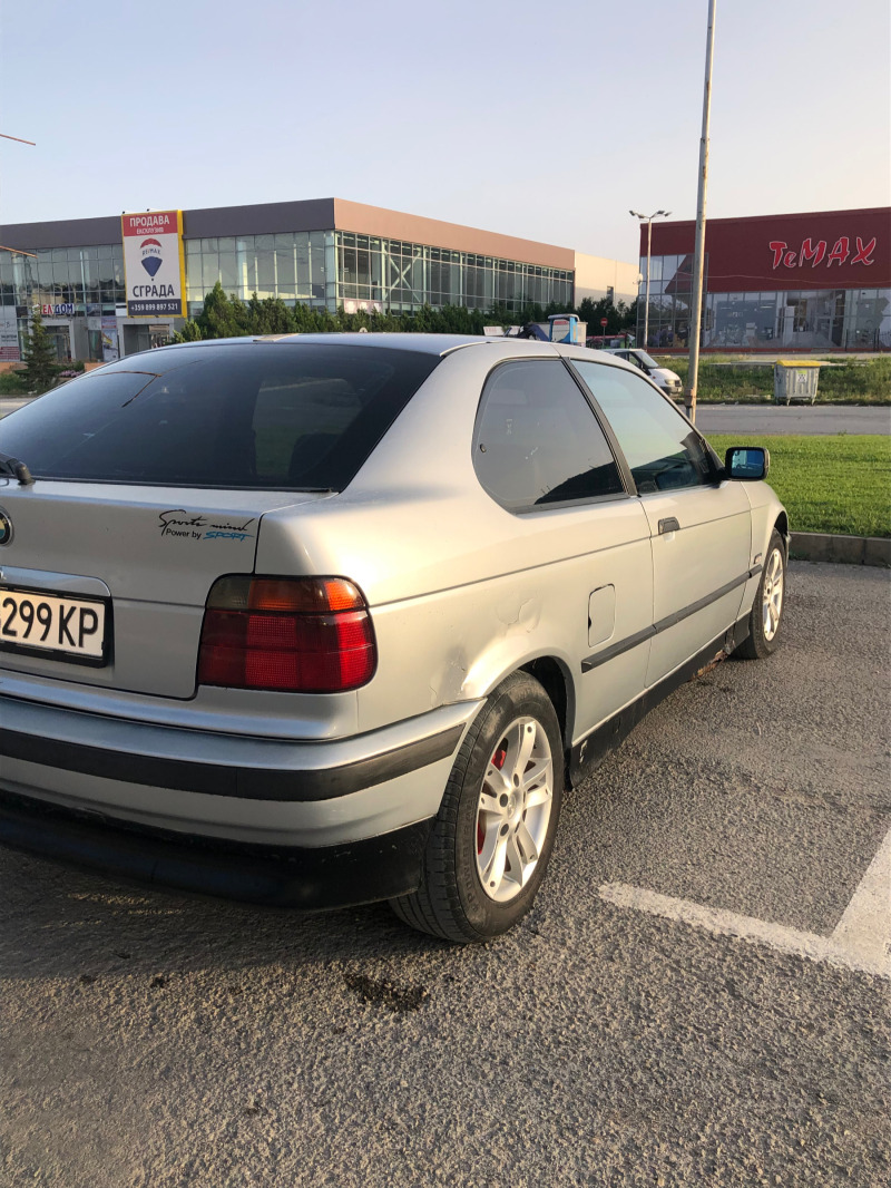 BMW 318 TDS, снимка 8 - Автомобили и джипове - 46129581