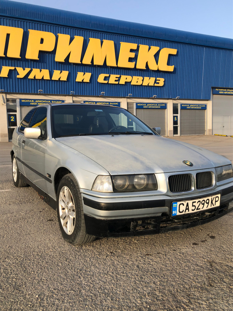 BMW 318 TDS, снимка 1 - Автомобили и джипове - 46129581