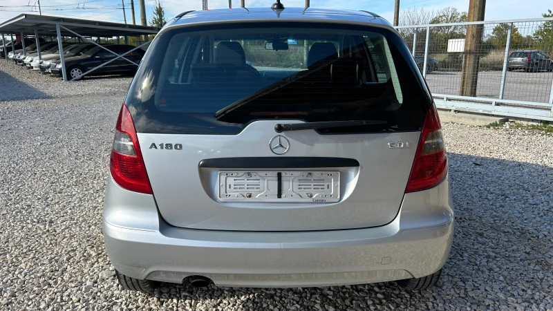 Mercedes-Benz A 180 A180CDI-109к.с.-6скорости-EURO 5-ВНОС ИТАЛИЯ, снимка 8 - Автомобили и джипове - 47620097