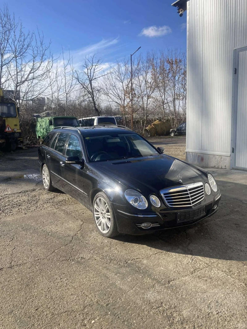 Mercedes-Benz E 320 S211, снимка 1 - Автомобили и джипове - 48337139