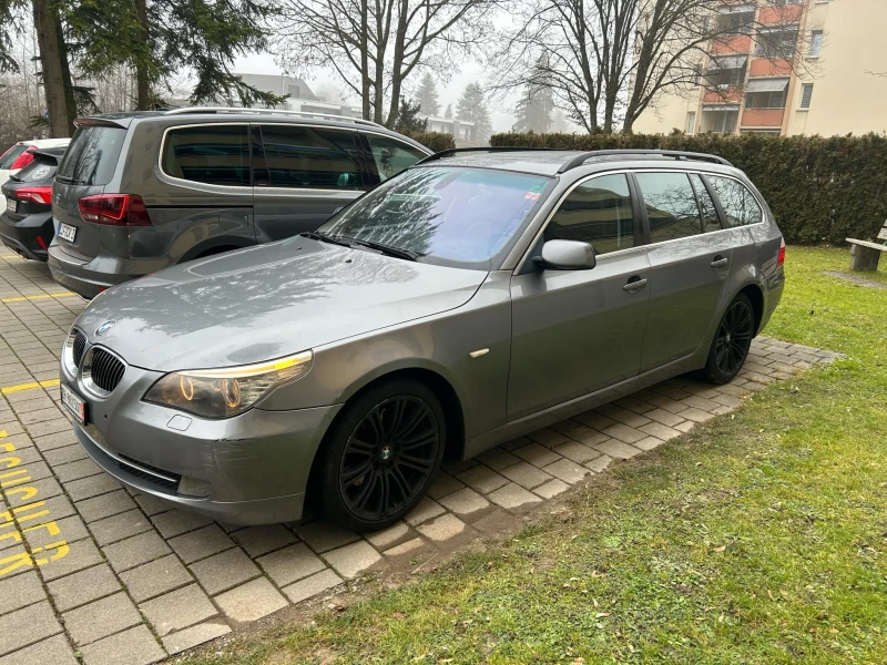 BMW 523 2500i Touring FaceLift Топ изпълнение, снимка 2 - Автомобили и джипове - 48557457