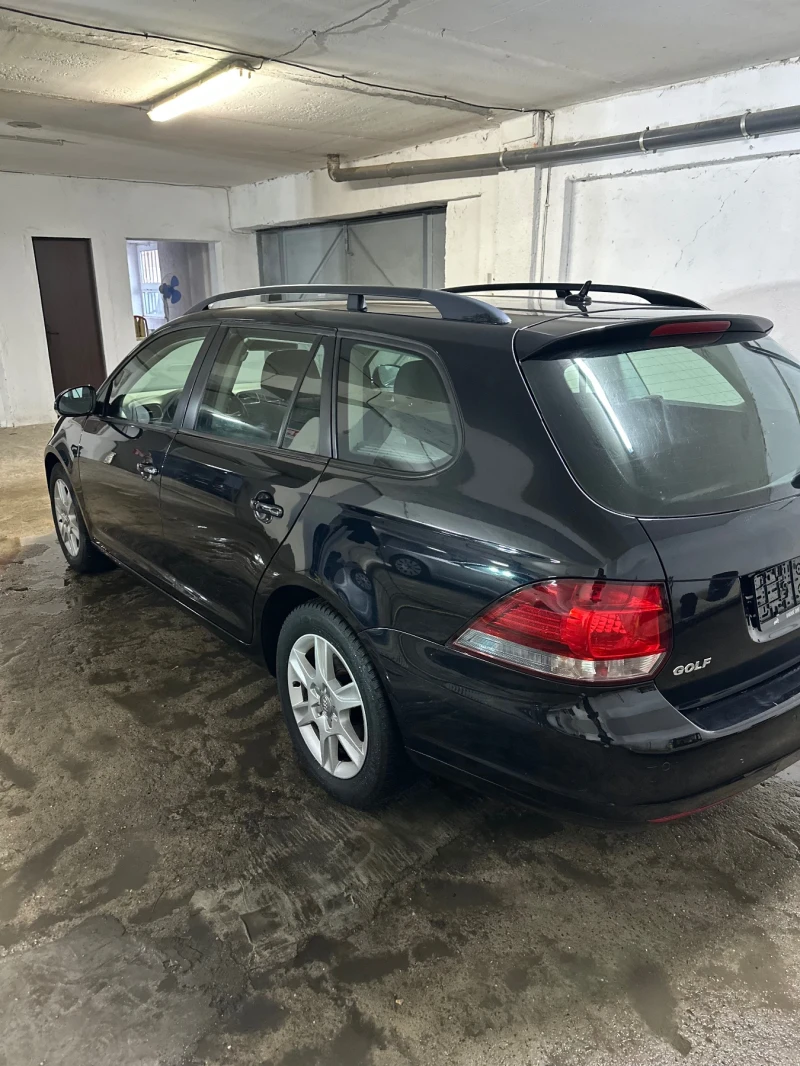 VW Golf 1.6 TDI , снимка 5 - Автомобили и джипове - 49486422