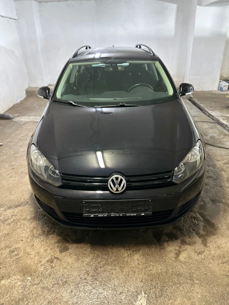 VW Golf 1.6 TDI , снимка 1 - Автомобили и джипове - 49486422